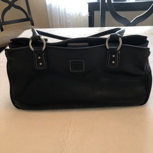 Liz Claiborne black leather purse